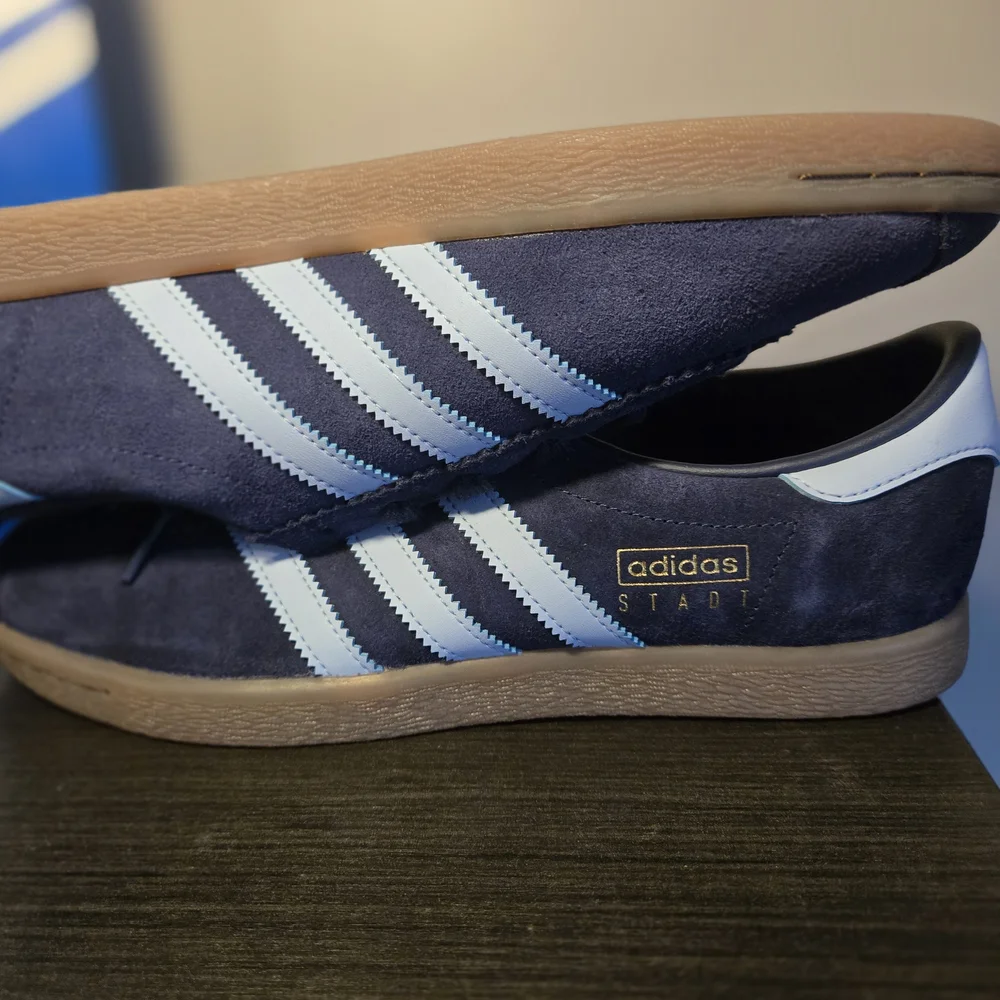 AdidasSTADT SIZE 9 MEN NWT